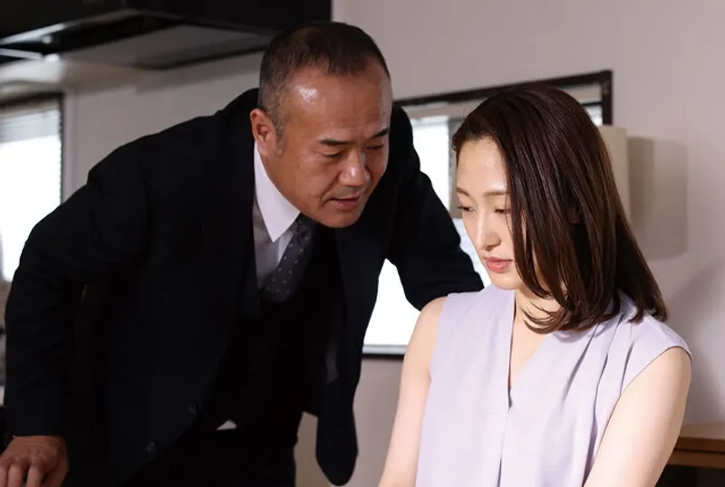 Anh xã dính bẫy của quản lý mất bà xã lúc nào không hề hay biết