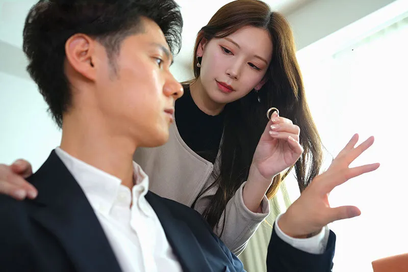Cô vợ đi đi giã ngoại, gã chồng ở nhà bị nhỏ em vợ yêu gạ nện không trượt phát nào